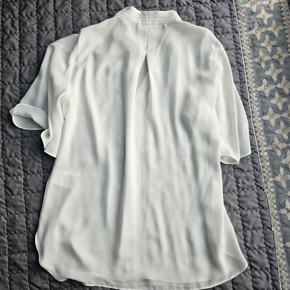 TAHARI white blouse Size M - Picture 6 of 8